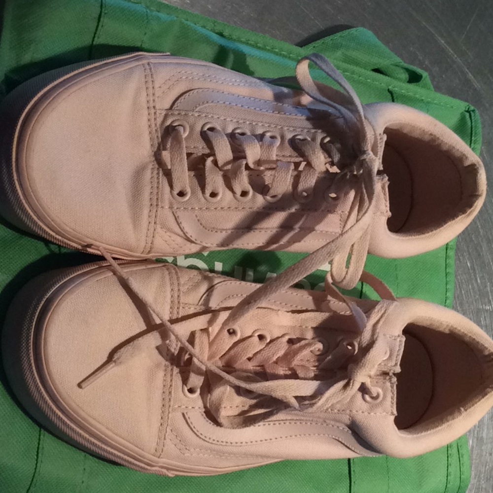 Vans off the wall light pink sneakers